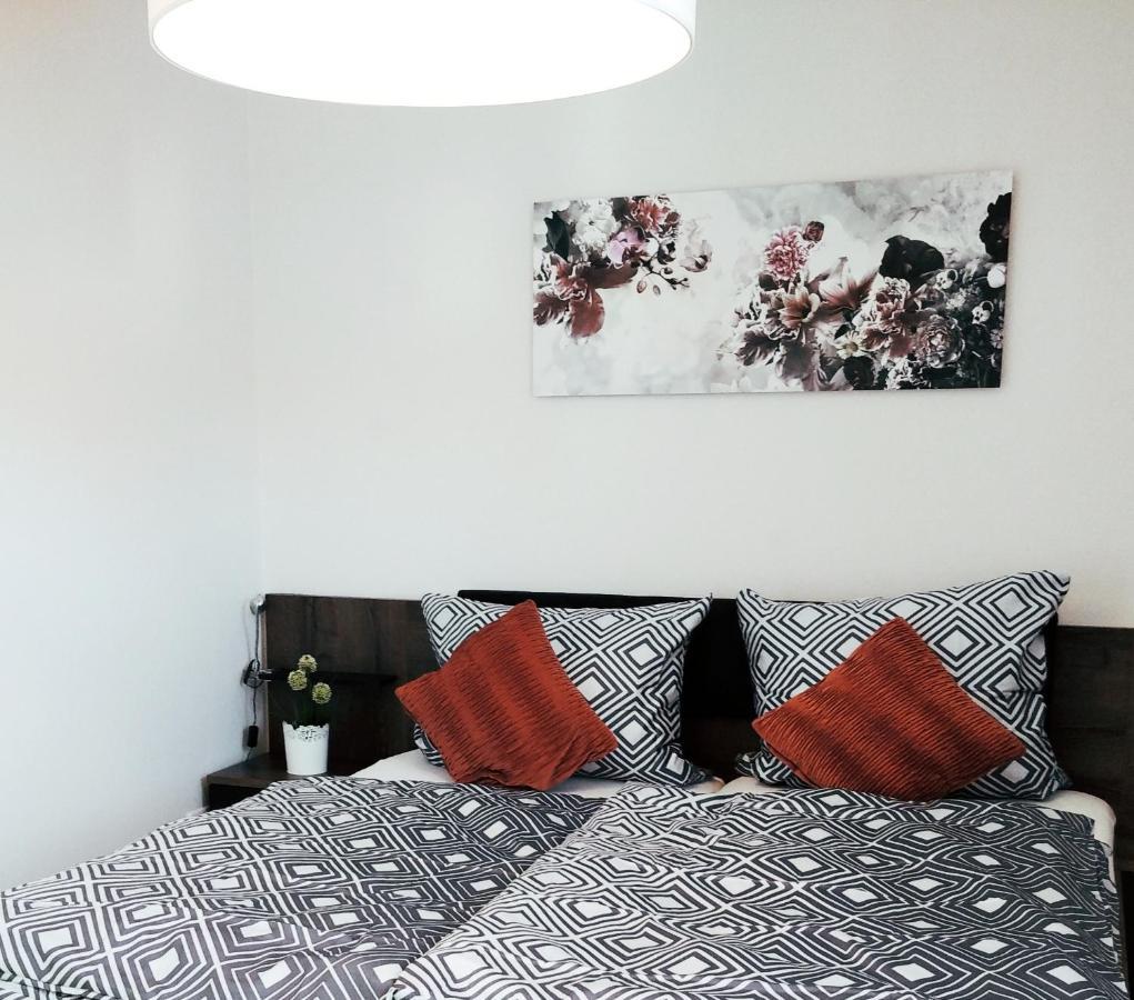 Apartment24 Lugde Luaran gambar